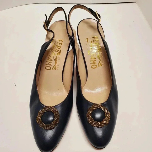 Salvatore Ferragamo Vintage Navy Blue Shoes Size 5.5